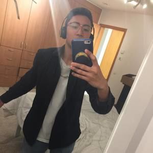 Meet your Posher, Brandon